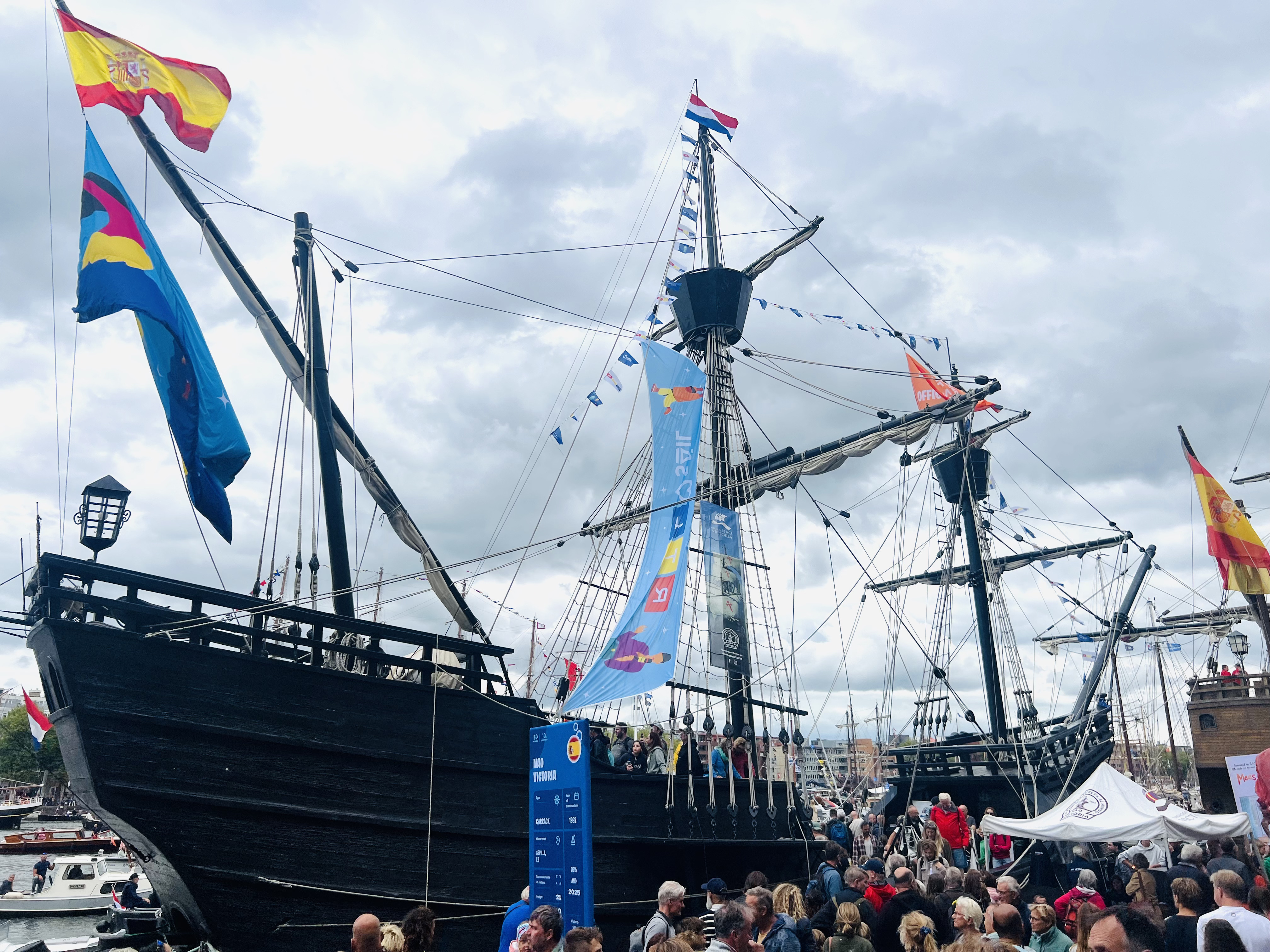 Ships in the IJhaven